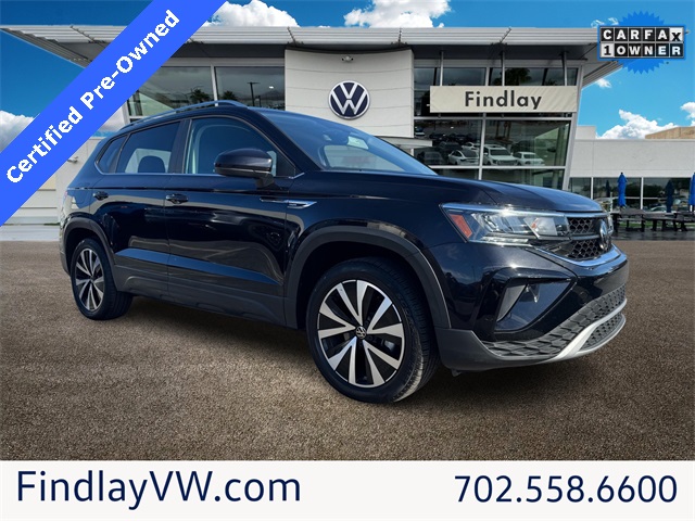 2023 Volkswagen Taos SE's photo