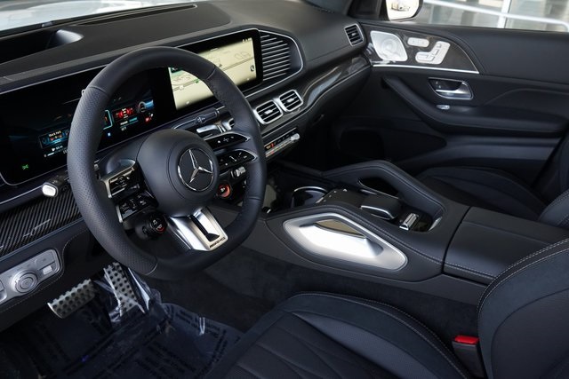 2025 Mercedes Benz GLS AMG 63 4MATIC photo 2