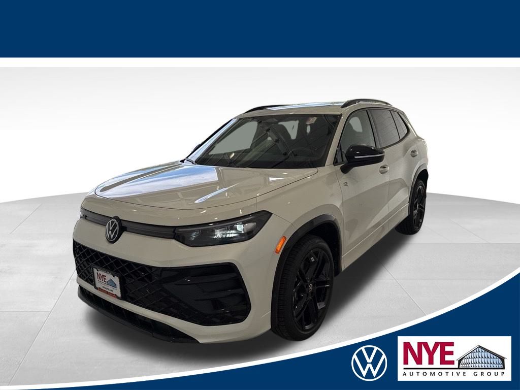 2025 Volkswagen Tiguan SE R-LINE BLACK's photo
