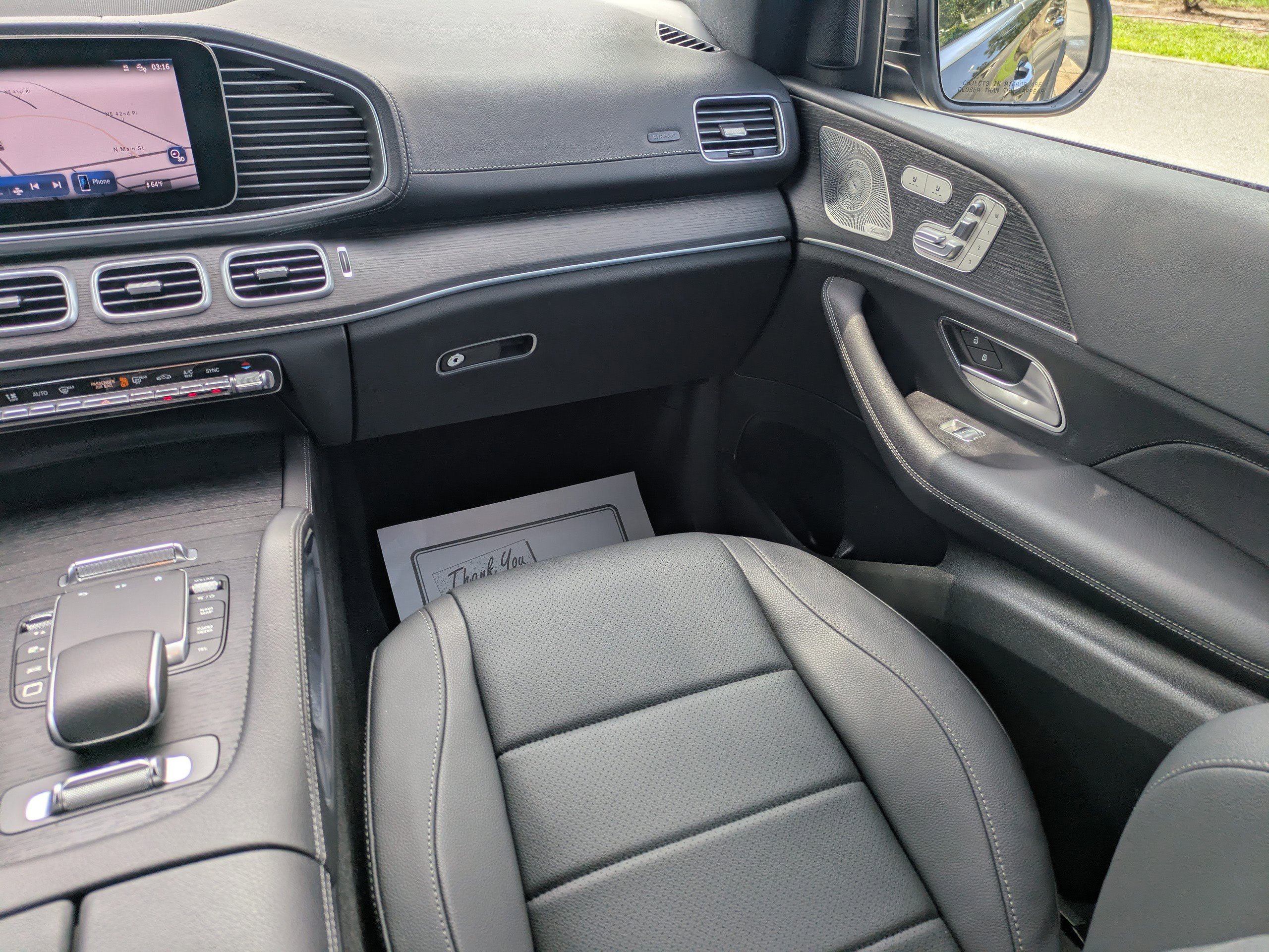 2025 Mercedes Benz GLS 450 4MATIC photo 18