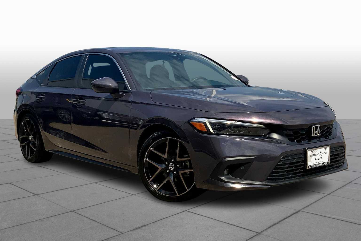 2024 Honda Civic Hatchback Sport Touring photo 2