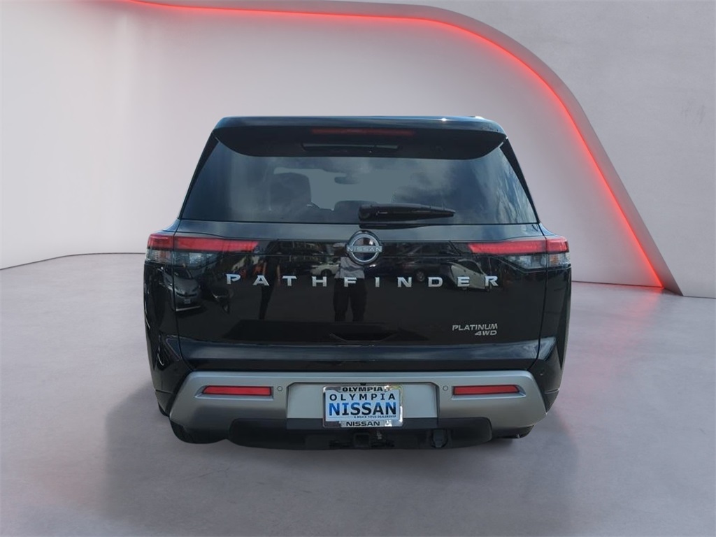 2024 Nissan Pathfinder Platinum photo 7