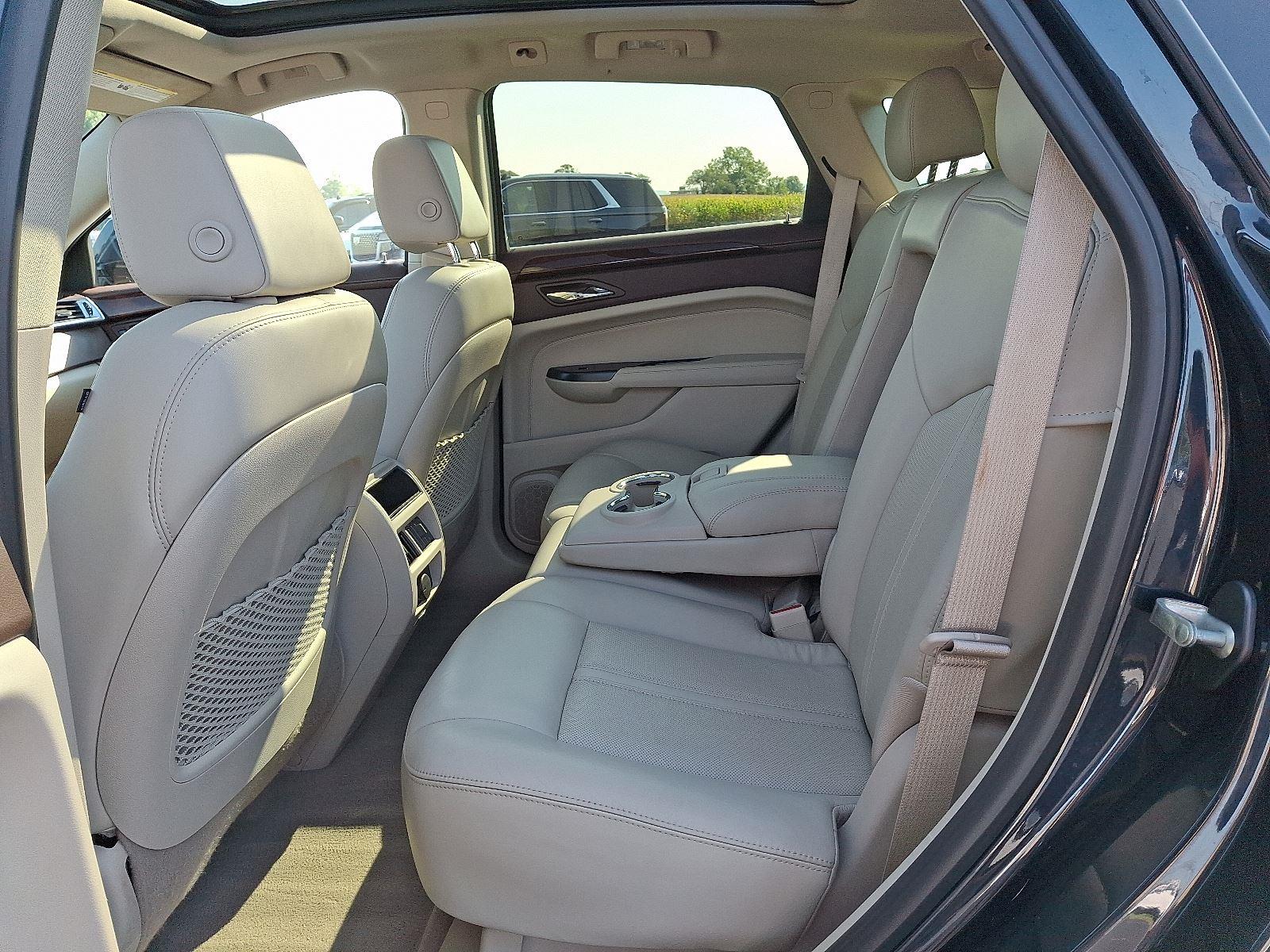 2015 Cadillac SRX Luxury photo 8