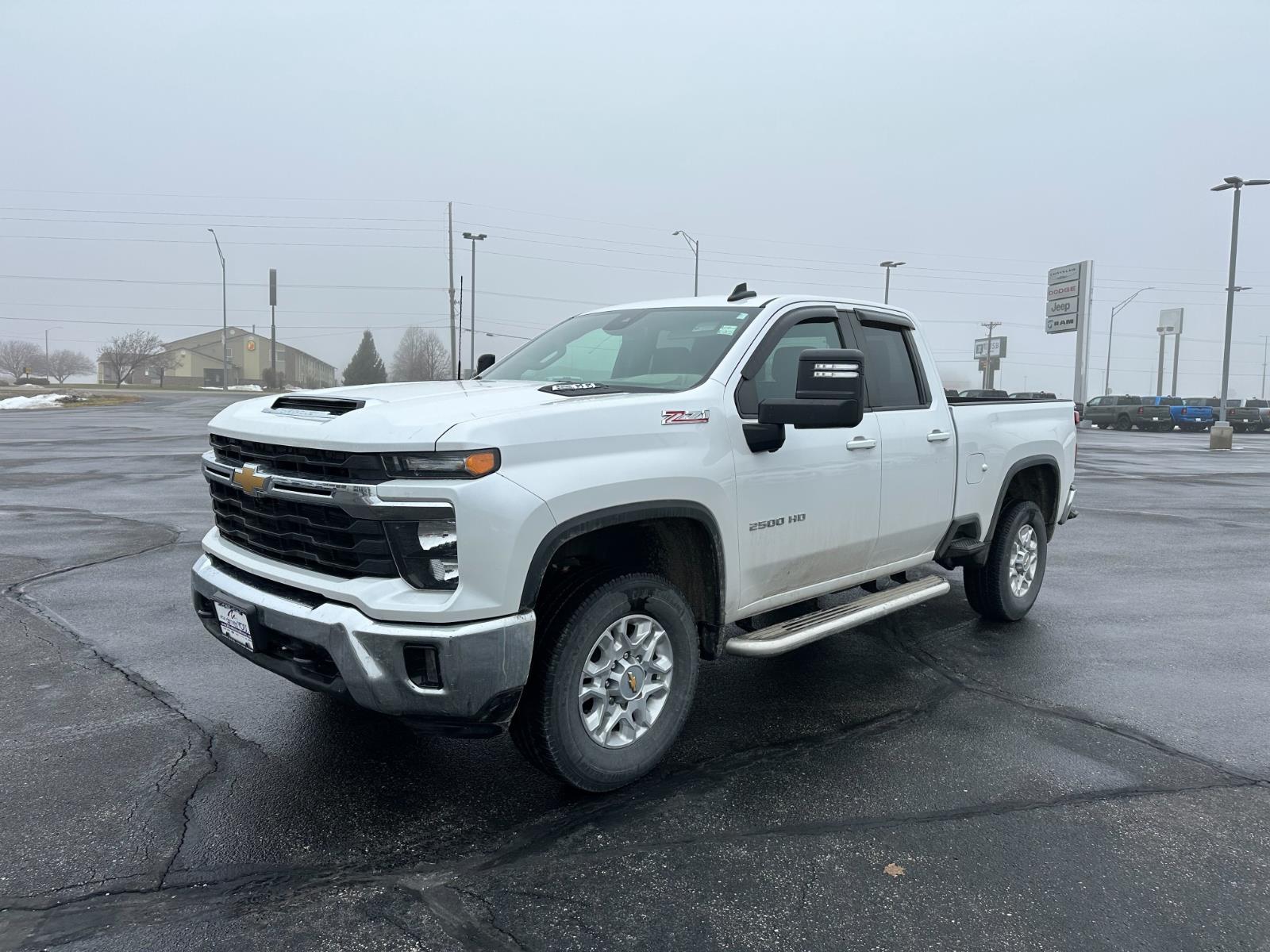 2024 Chevrolet Silverado 2500HD LT's photo