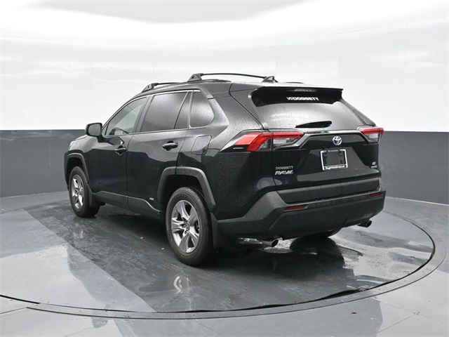 2024 Toyota RAV4 Hybrid LE photo 8