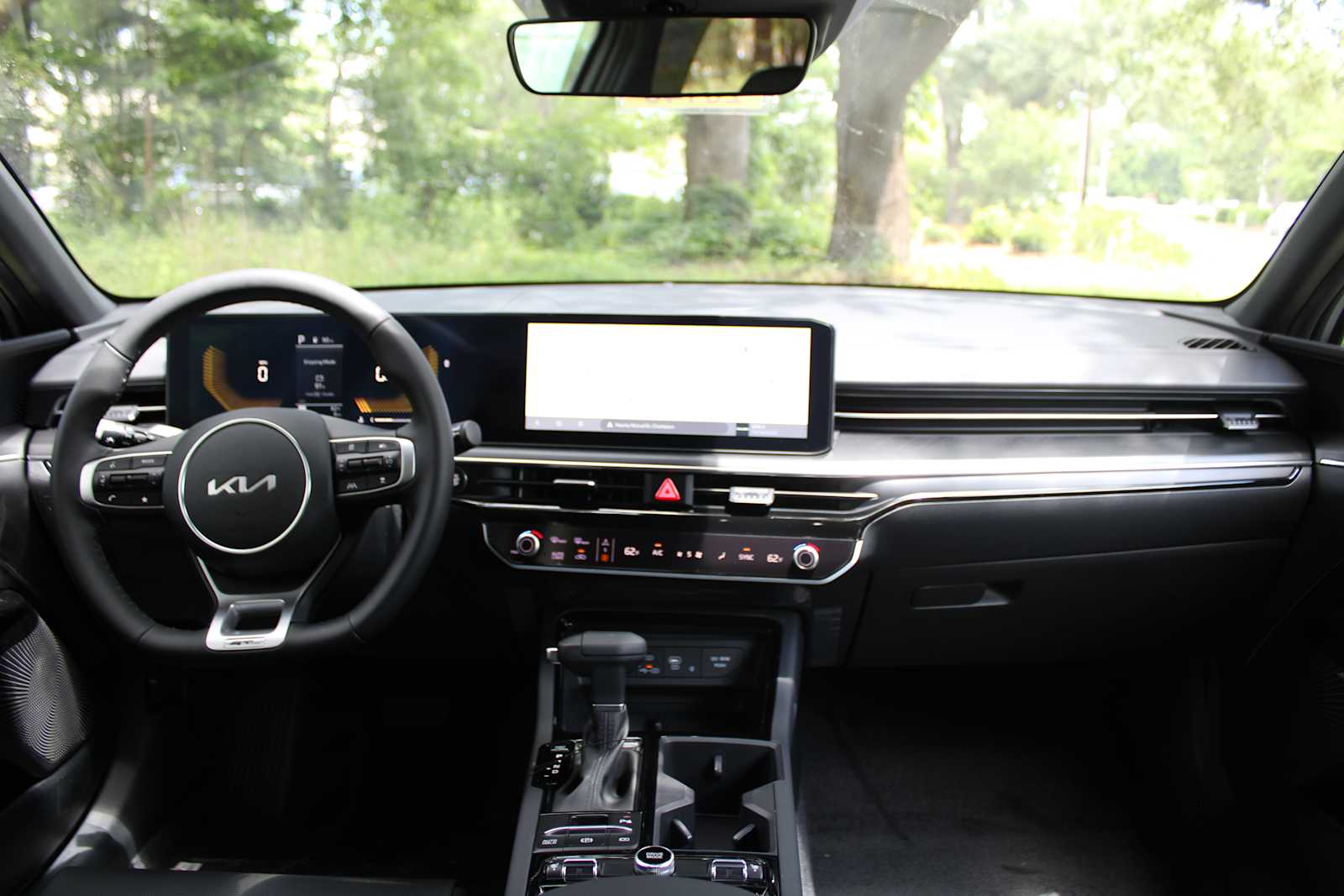 2025 Kia K5 GT-Line photo 21