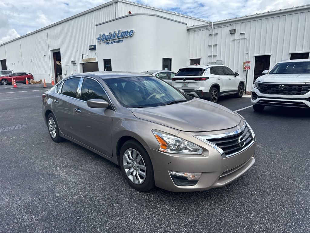 Used 2015 Nissan Altima S with VIN 1N4AL3AP1FN320955 for sale in Fort Pierce, FL