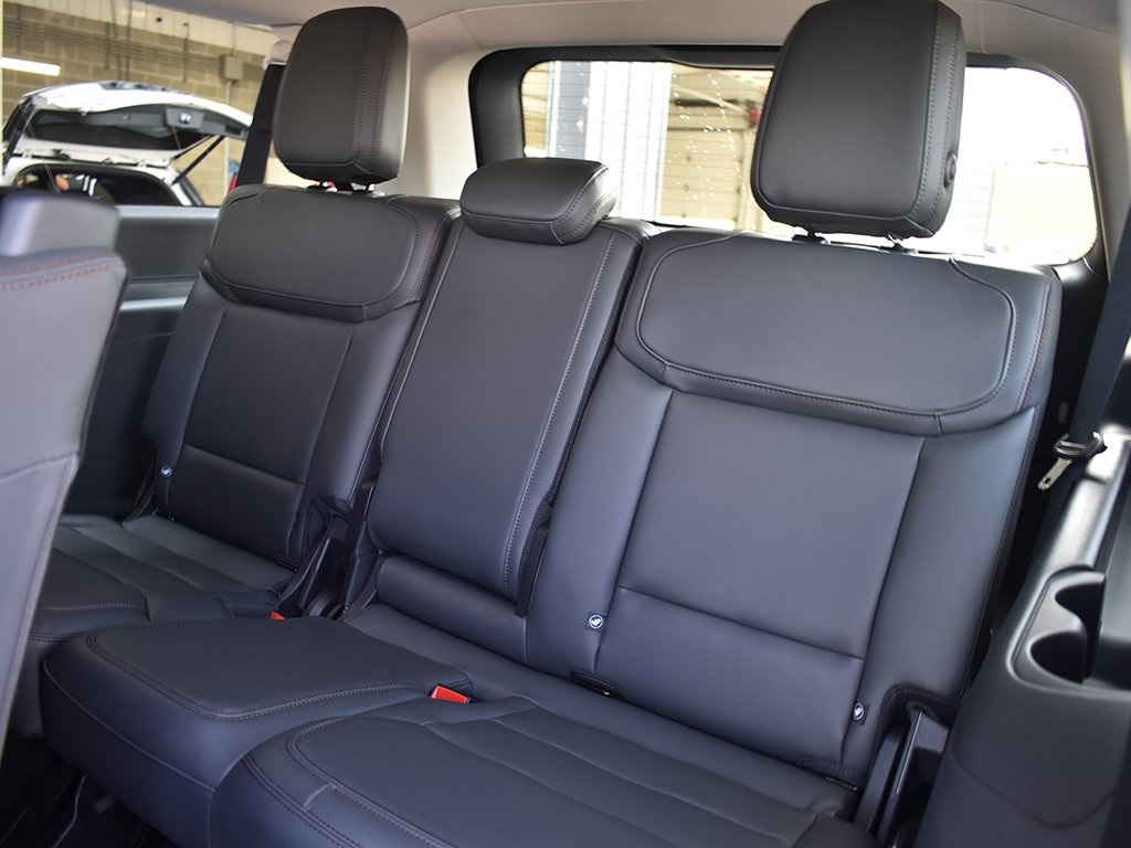 2025 Ford Expedition MAX photo 5