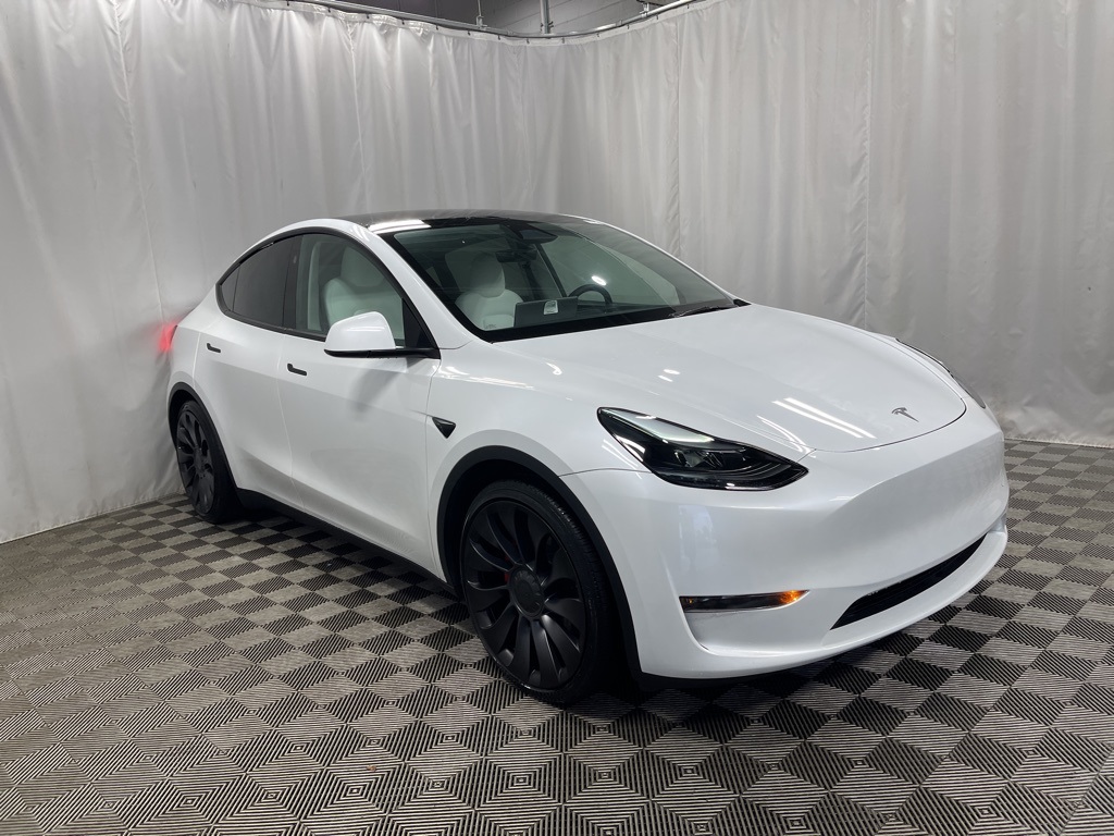 Used 2024 Tesla Model Y Performance with VIN 7SAYGDEF8RA319762 for sale in Countryside, IL