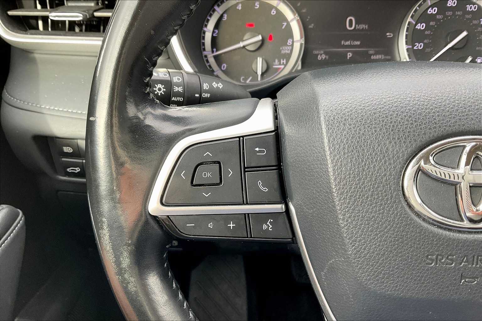 2022 Toyota Highlander XLE photo 20