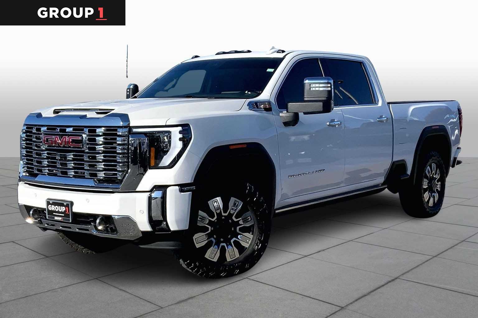 2024 GMC Sierra 2500HD Denali's photo