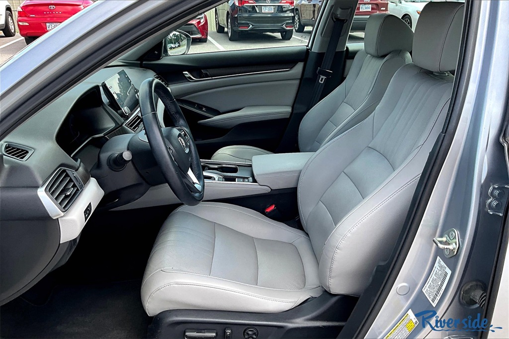 2020 Honda Accord EX-L photo 20