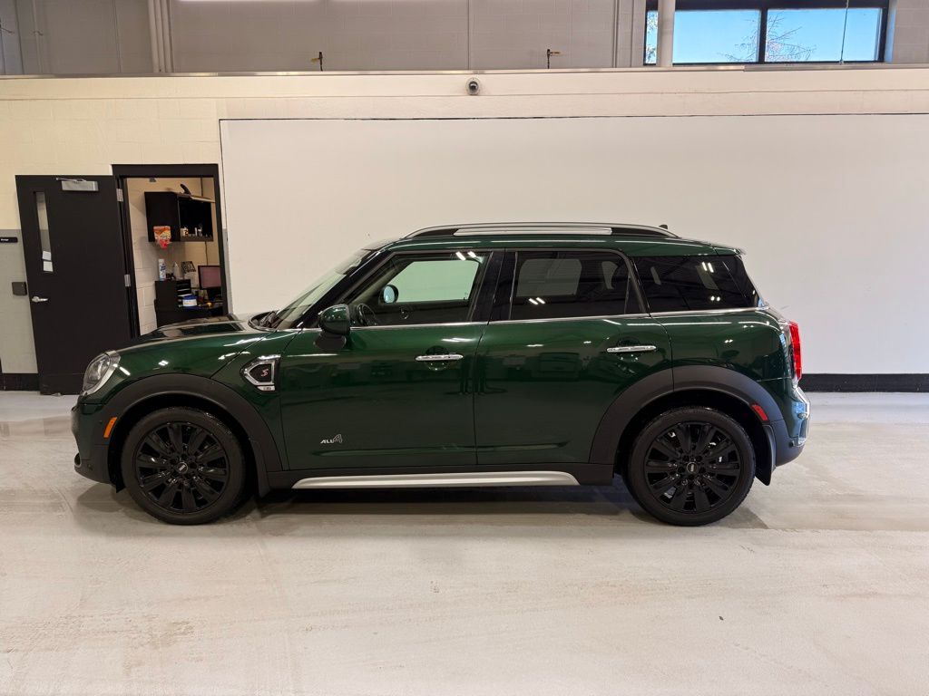 Used 2019 MINI Countryman S with VIN WMZYT5C5XK3E62861 for sale in Golden Valley, Minnesota