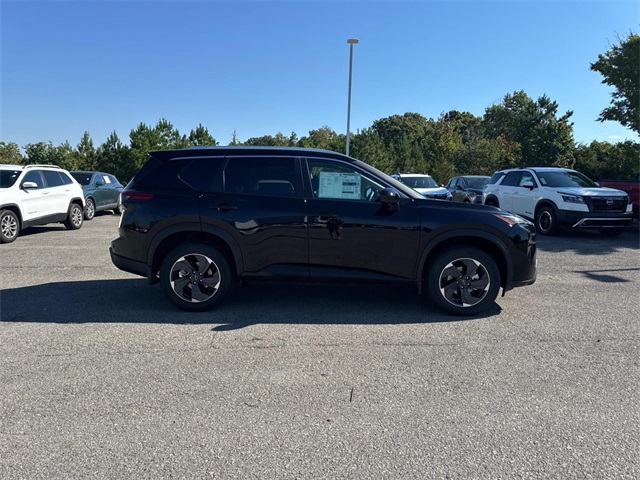 2026 Nissan Rogue SV photo 2