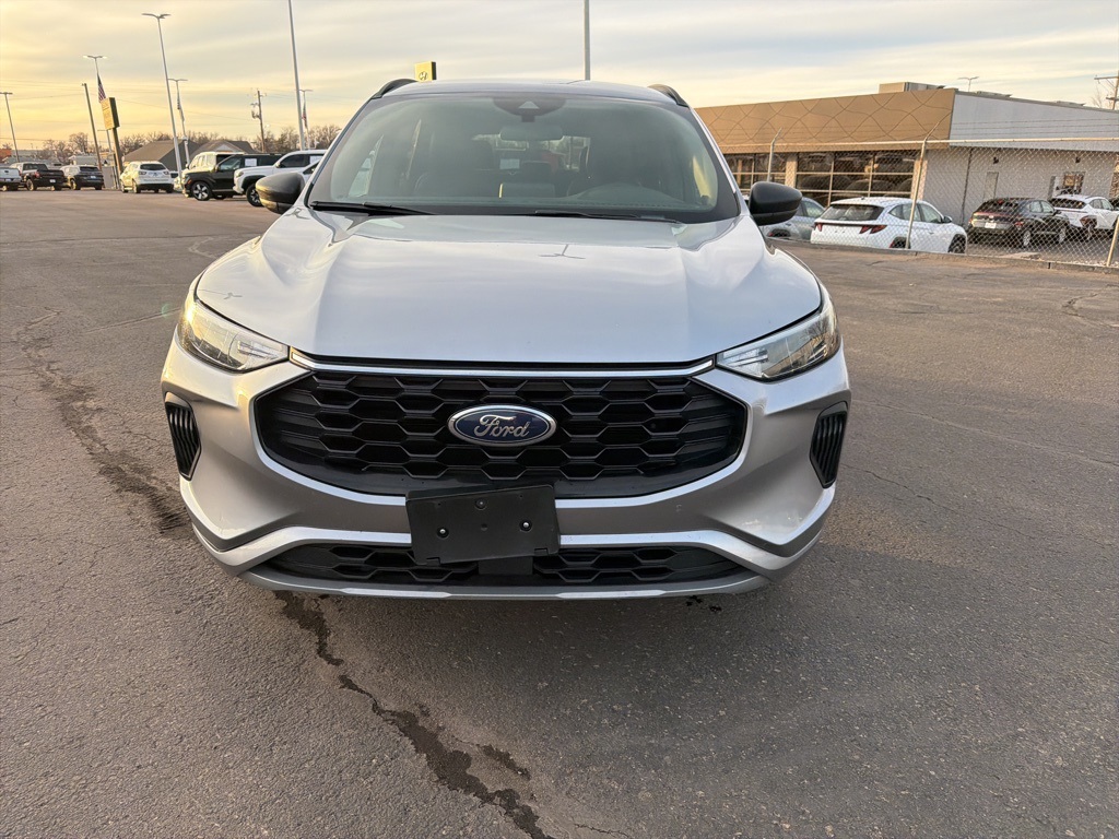 Used 2024 Ford Escape ST-Line with VIN 1FMCU9MN0RUA44366 for sale in Kansas City