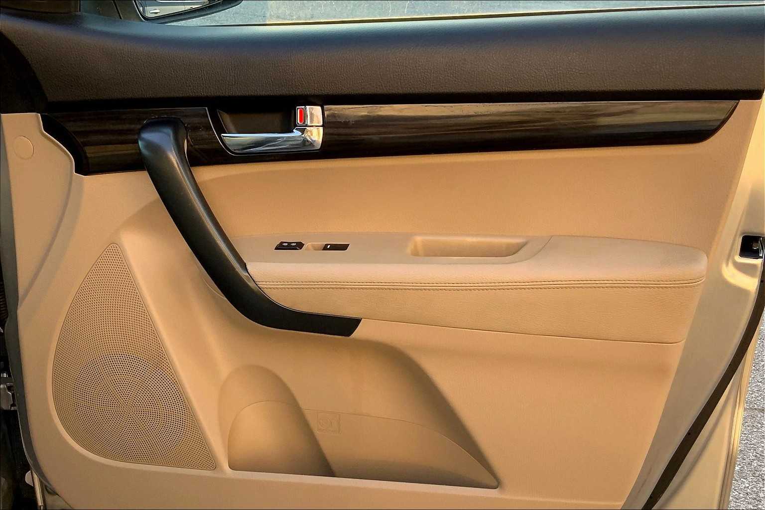 2013 Kia Sorento LX photo 21