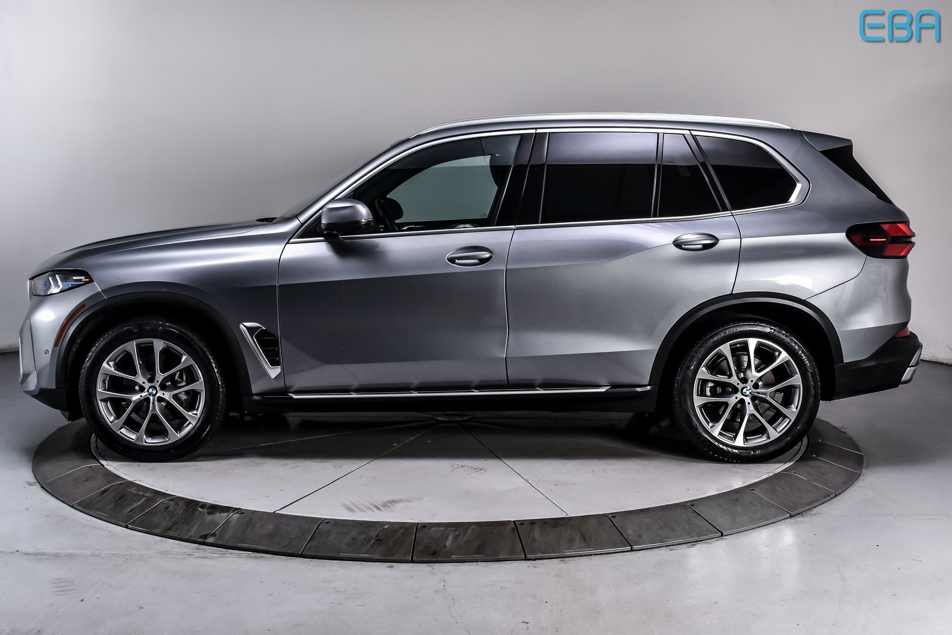 2024 Bmw X5 xDrive40i photo 2