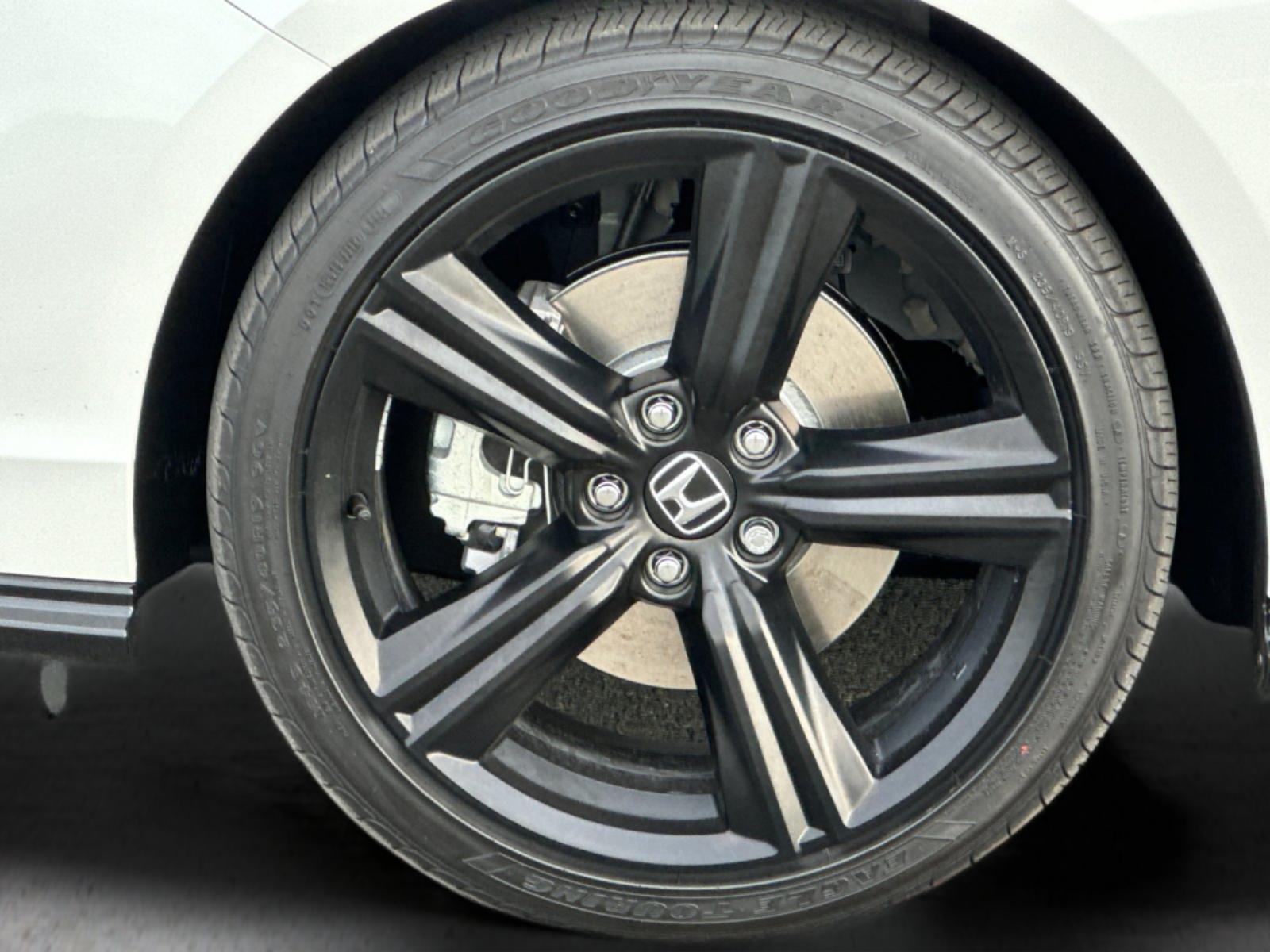 2025 Honda Accord Hybrid Sport-L photo 26