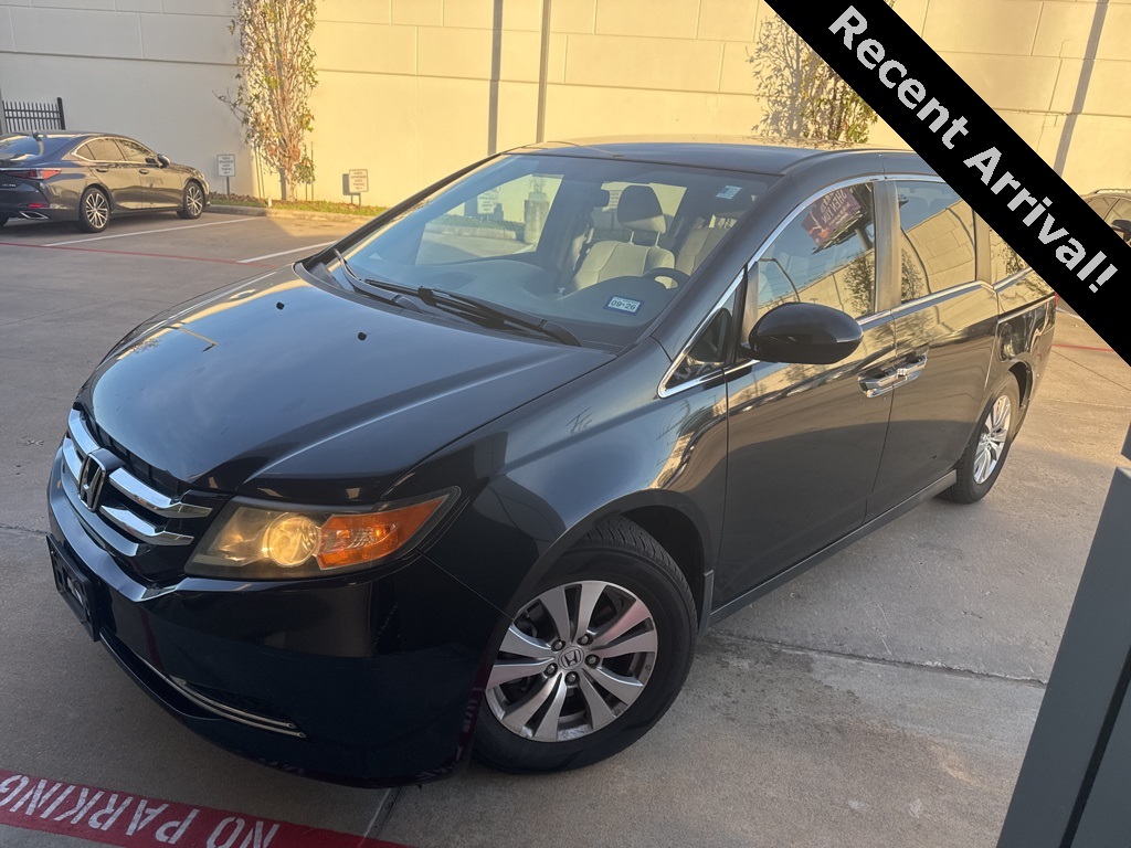 2016 Honda Odyssey SE's photo