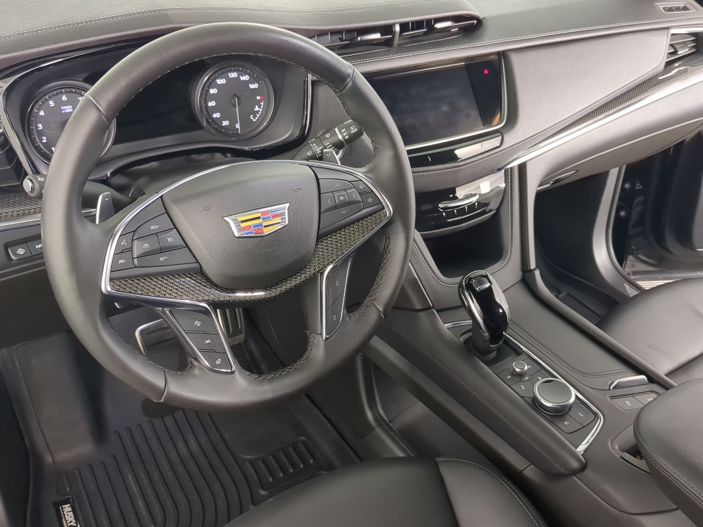 2023 Cadillac XT5 Sport photo 9