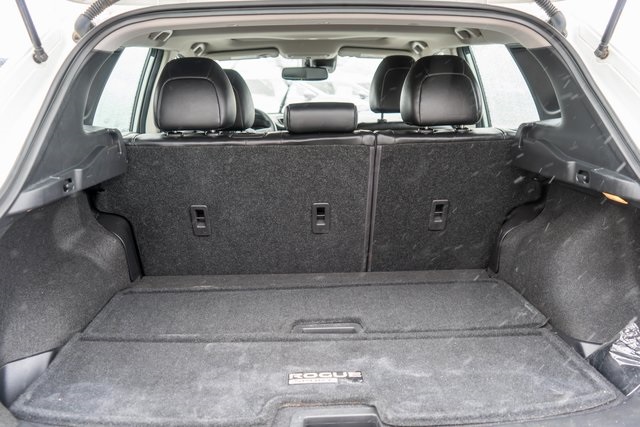 2022 Nissan Rogue Sport SL photo 4