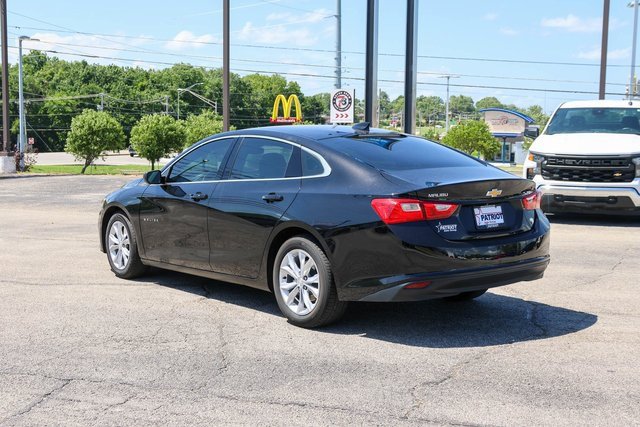 Used 2023 Mosaic Black Metallic Chevrolet LT image 5