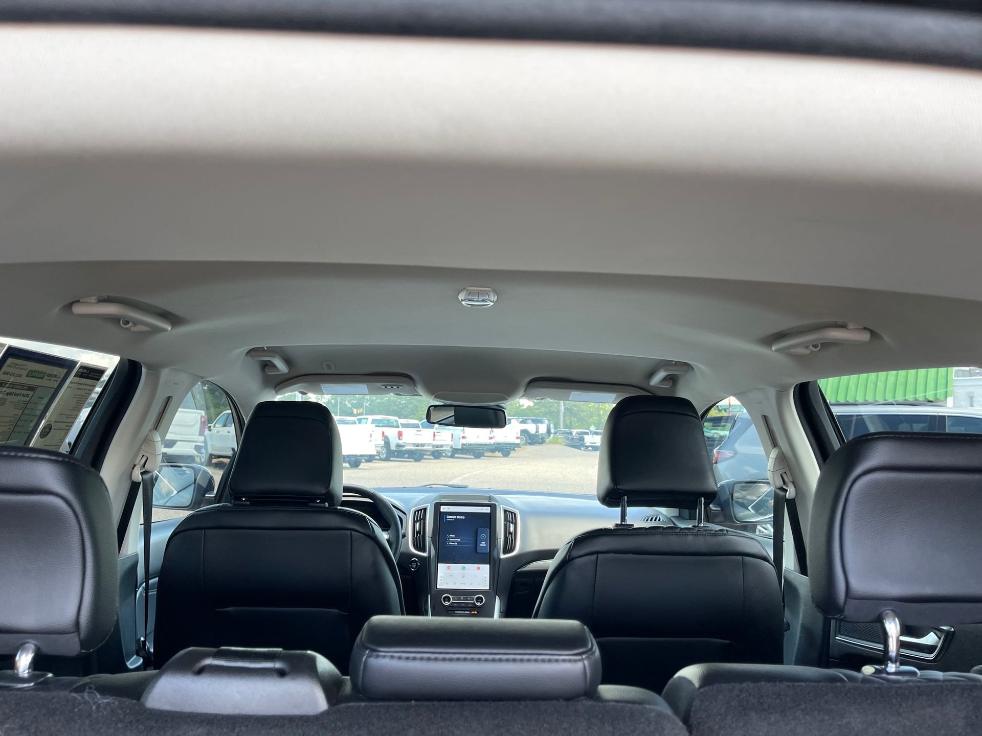2024 Ford Edge Titanium photo 23