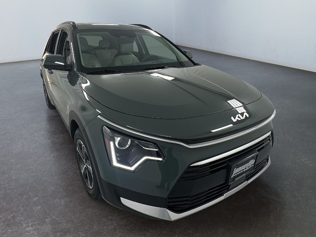 2025 Kia Niro EX's photo