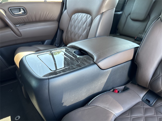 2021 Nissan Armada Platinum photo 19