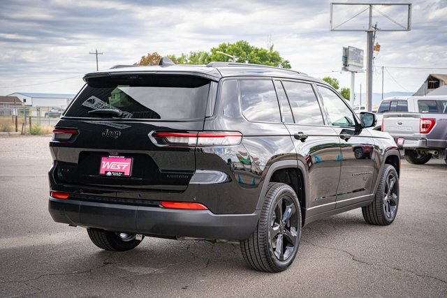 2025 Jeep Grand Cherokee Limited photo 4
