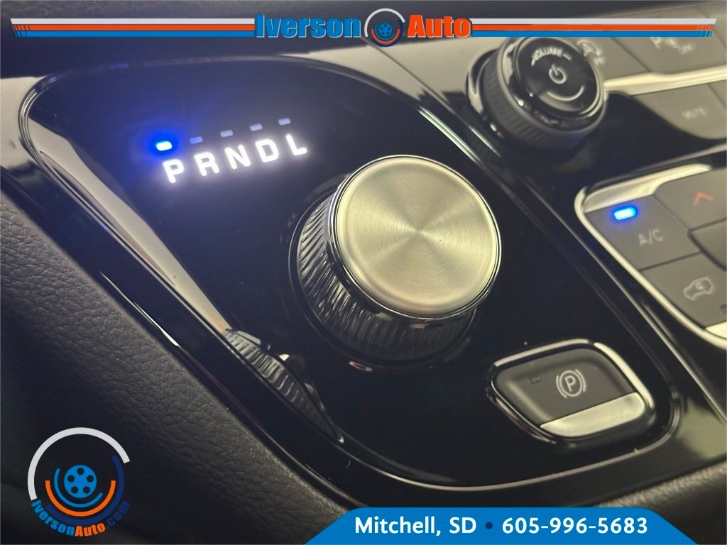 2026 Chrysler Pacifica Limited photo 23