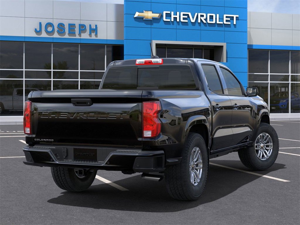 2025 Chevrolet Colorado Work Truck LT photo 4