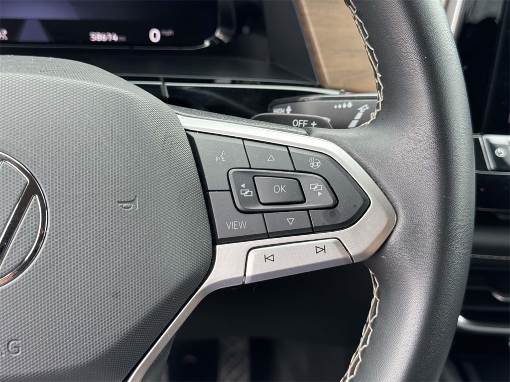 2024 Volkswagen Atlas SE Technology photo 22