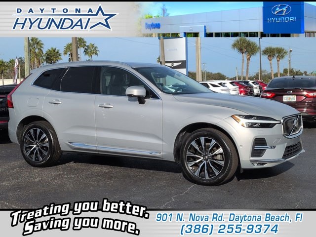 2023 Volvo XC60 Plus's photo