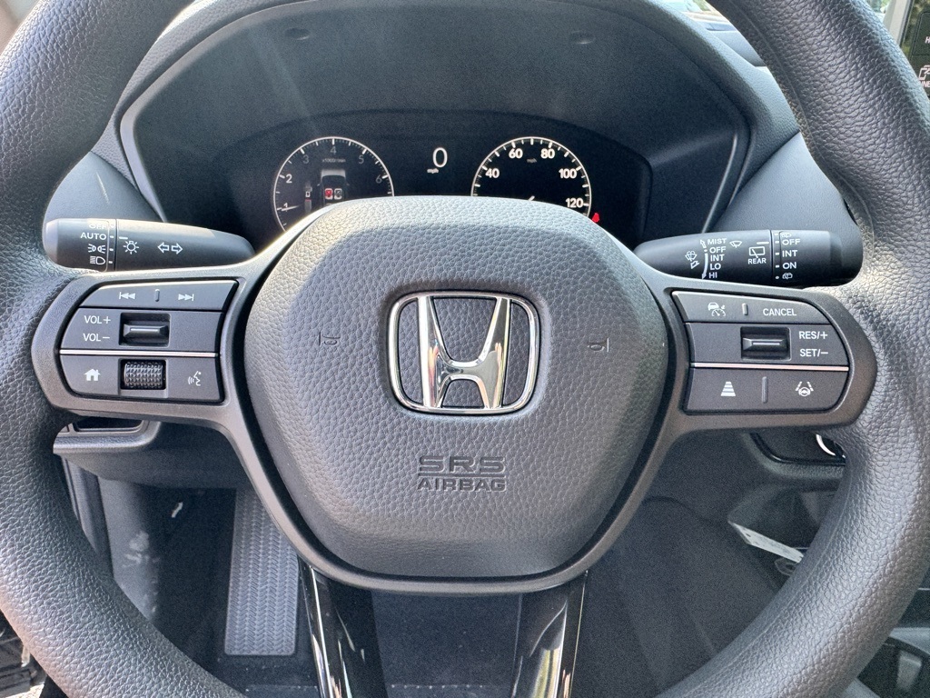 2026 Honda HR-V LX photo 17