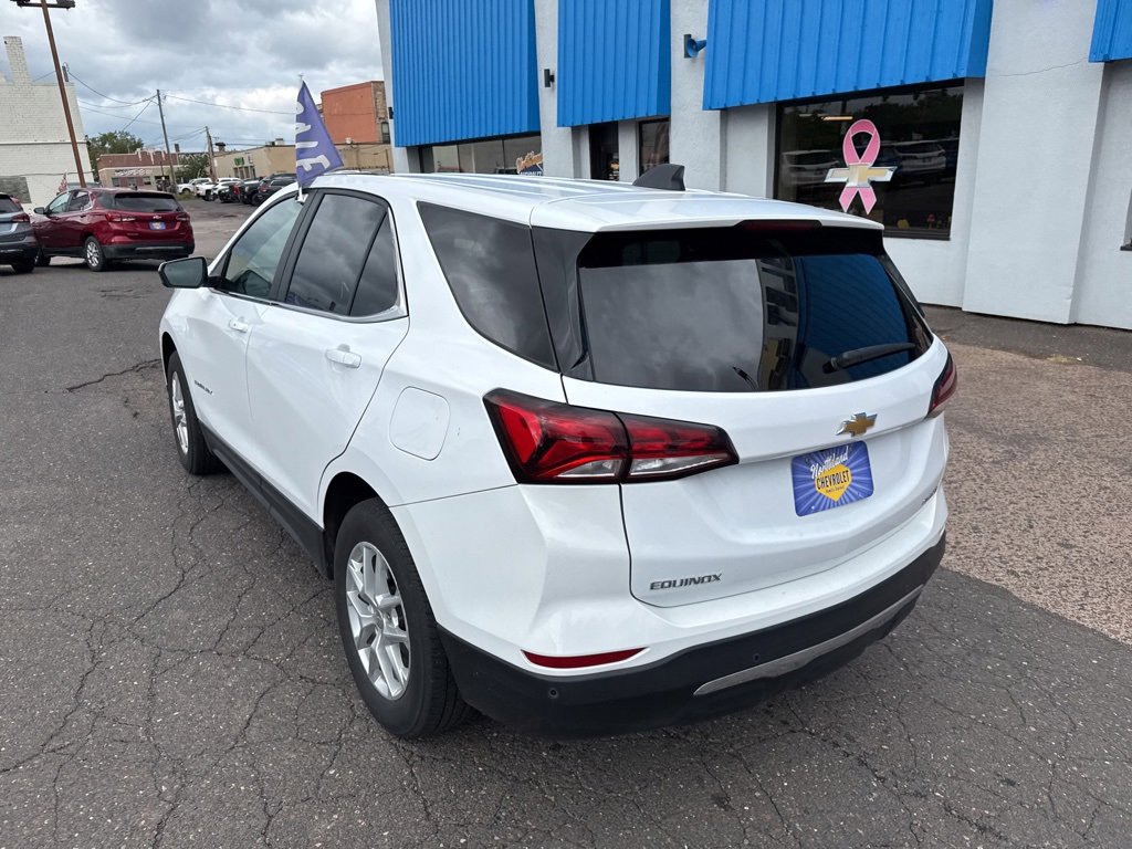 2024 Chevrolet Equinox LT photo 11