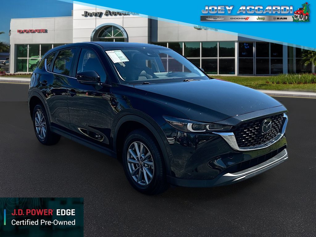 2022 Mazda CX-5 S Select Package's photo