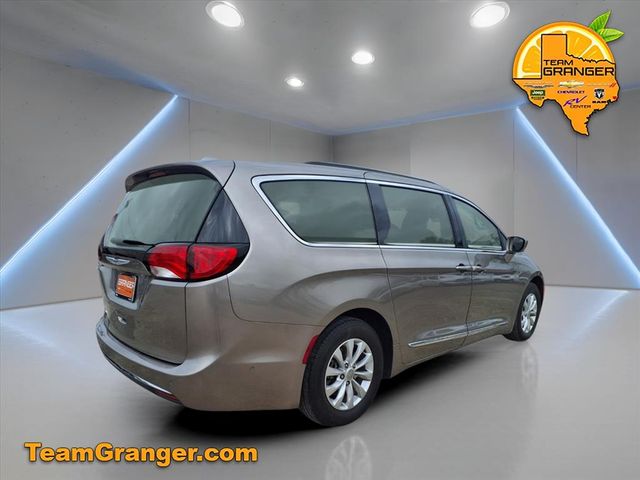 Used 2018 Chrysler Pacifica Touring L with VIN 2C4RC1BG3JR165448 for sale in Orange, TX