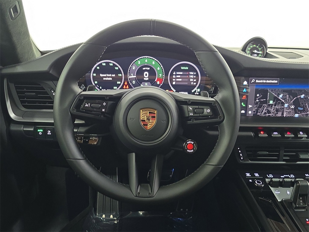 2026 Porsche 911 4 GTS photo 14
