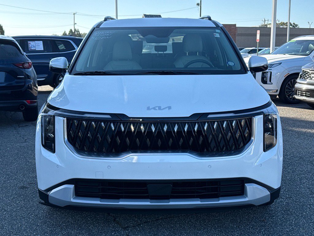 2025 Kia Carnival EX photo 2