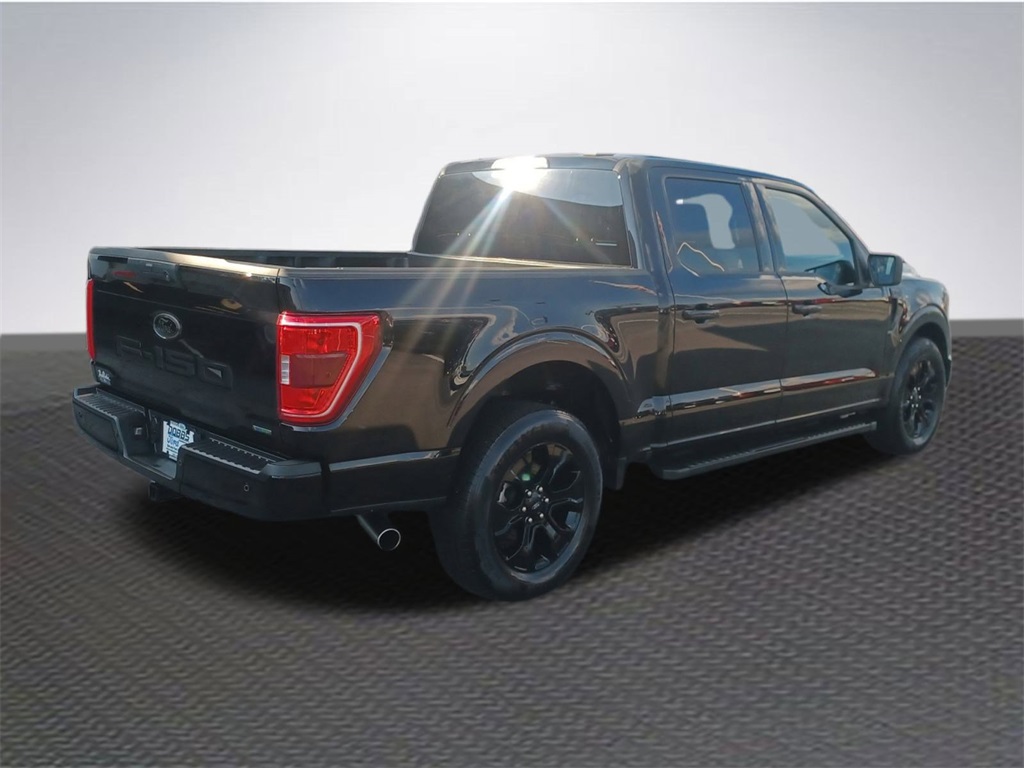 2022 Ford F-150 XLT photo 4