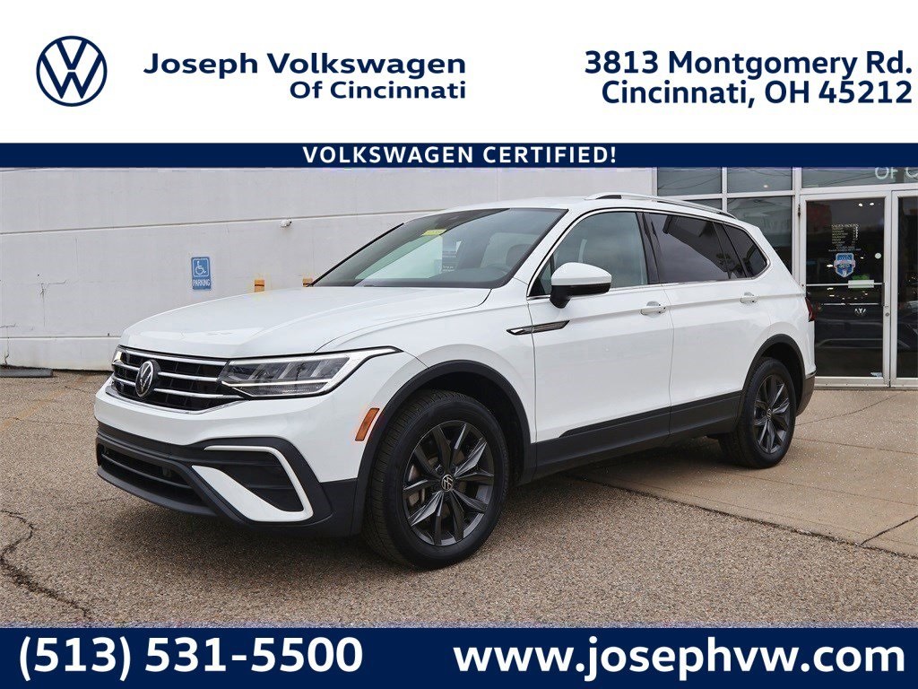 2022 Volkswagen Tiguan SE's photo