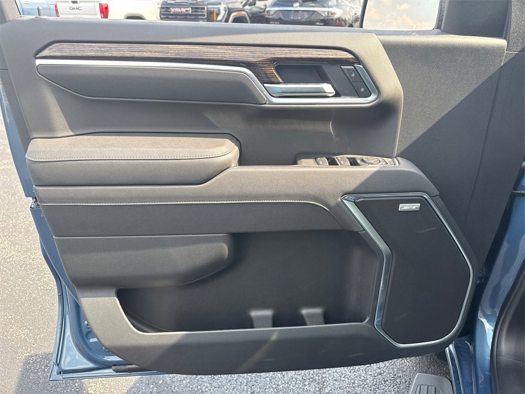 2026 GMC SIERRA - Image 13