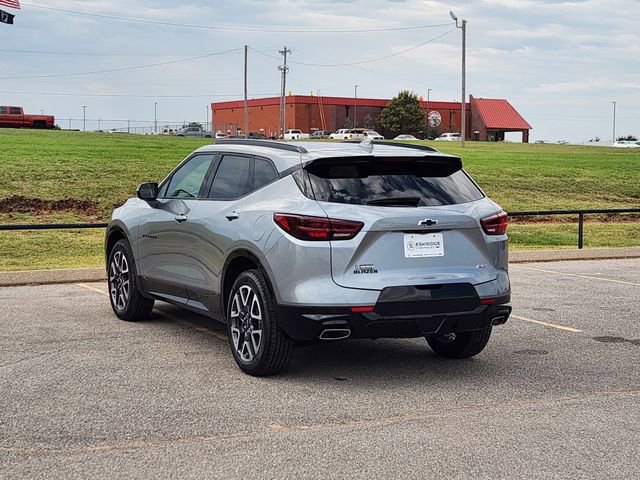 2025 Chevrolet Blazer RS photo 4