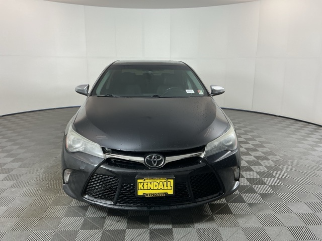 Used 2017 Toyota Camry SE with VIN 4T1BF1FK1HU615498 for sale in Marysville, WA