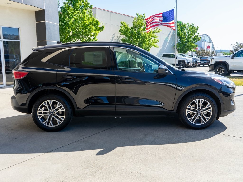 2021 Ford Escape SEL photo 8