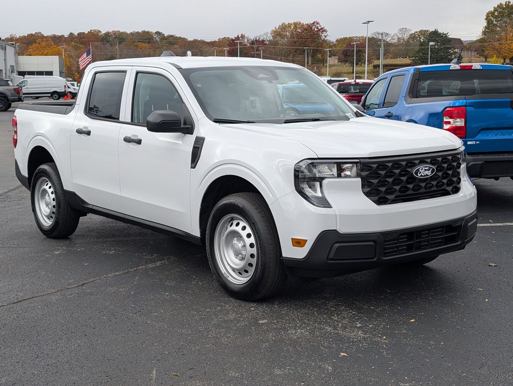 2025 Ford Maverick XL photo 2
