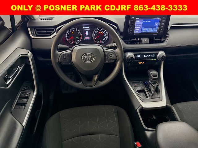 2022 Toyota RAV4 XLE photo 20