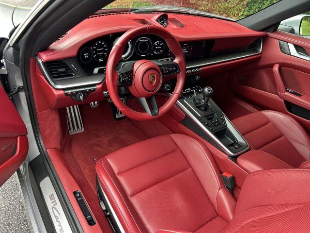 2022 Porsche 911 S photo 4
