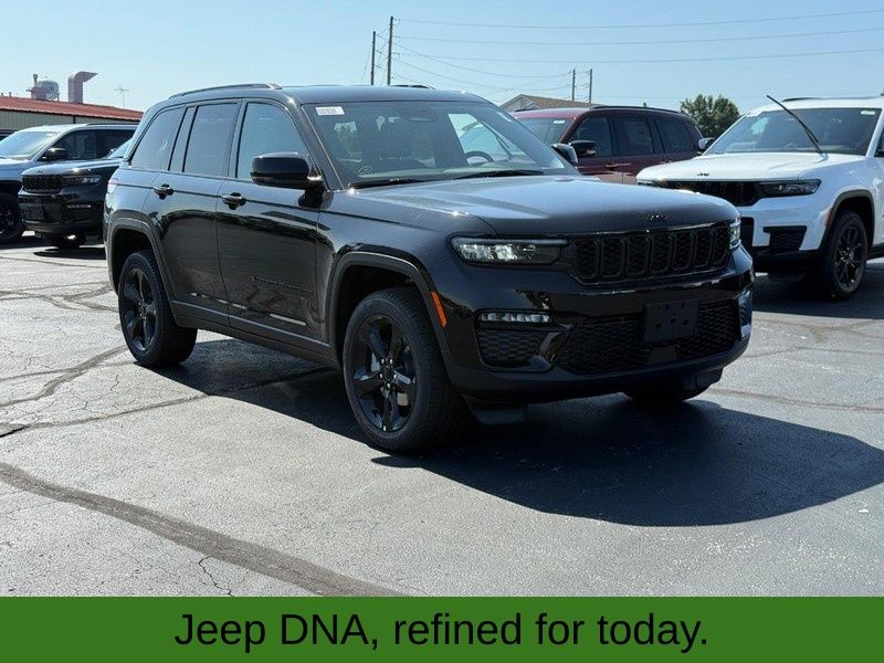 2025 Jeep Grand Cherokee Limited photo 2